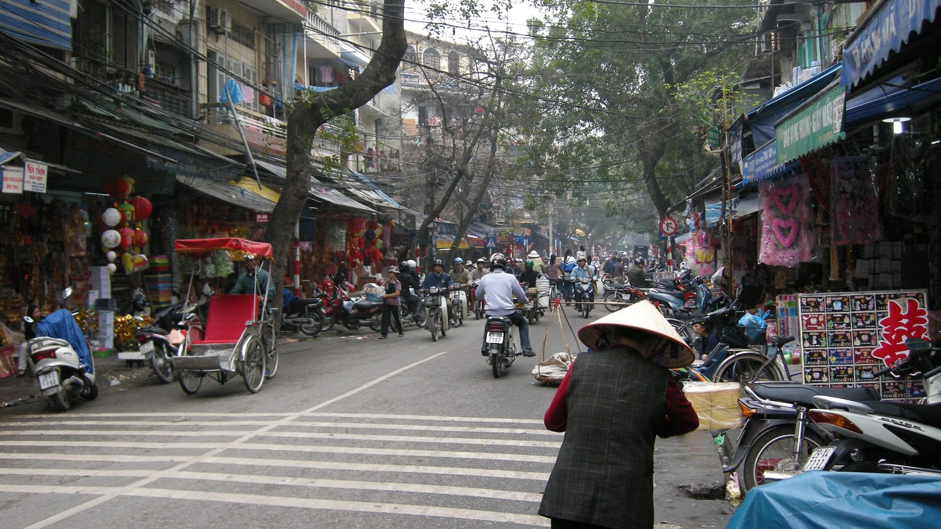 Vùng phát thải thấp là gì? Giải thích mô hình Hà Nội đang triển khai trong Vành đai 1